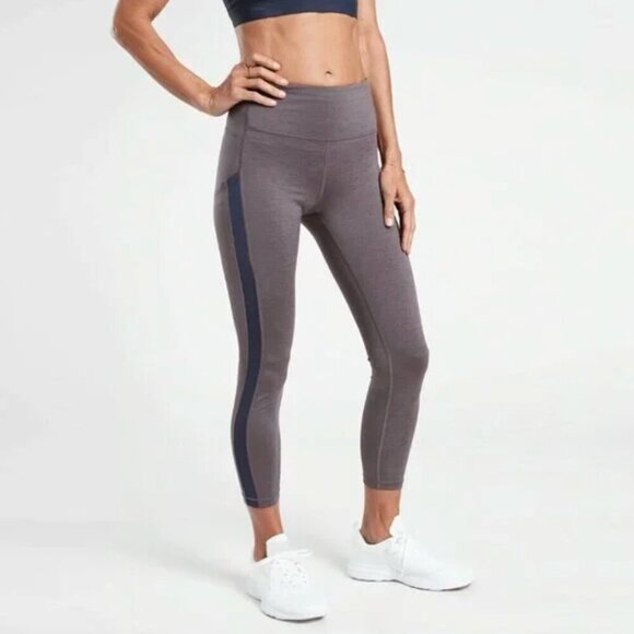 Athleta Pants - Athleta Ultimate Stash Pocket 7/8 Tight Leggings in Heather Grey/Navy, size M